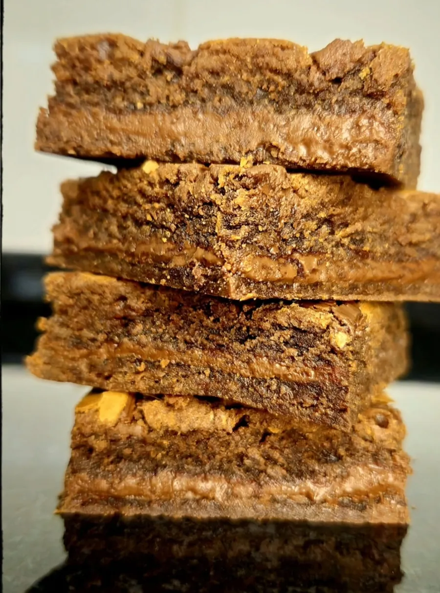 Pilha de brownies de Nutella (abre o Instagram)